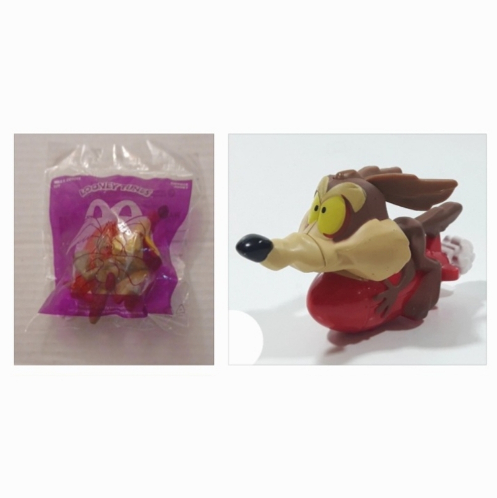 4/$30 Wile E. Coyote Riding A Rocket - McDonald's 2020, Looney Tunes (Sealed)